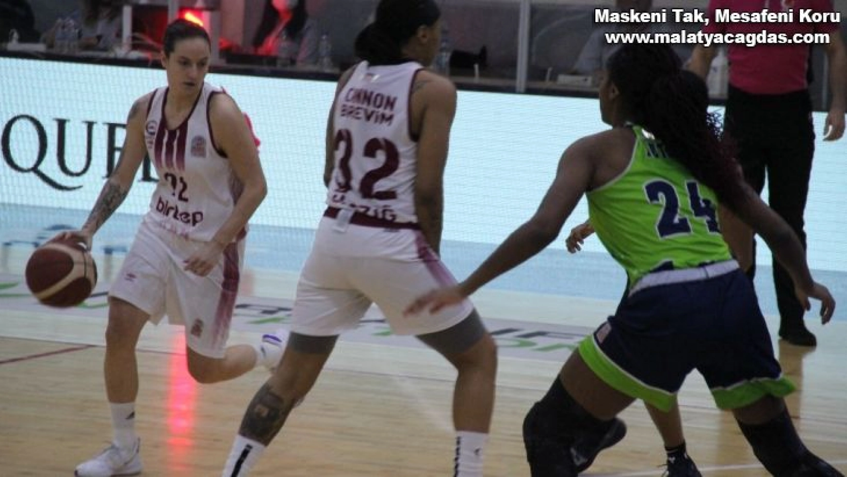 Kadınlar Basketbol Süper Ligi: Elazığ İl Özel İdare: 69 - Nesibe Aydın: 64