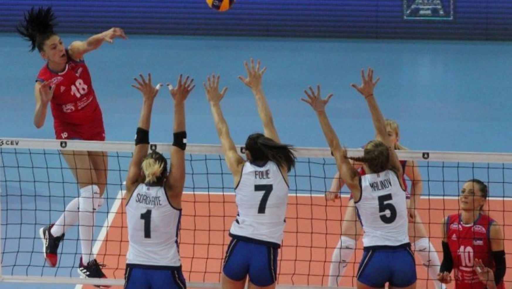 Kadınlar Voleybol Avrupa Şampiyonası'nın ilk finalisti Sırbistan