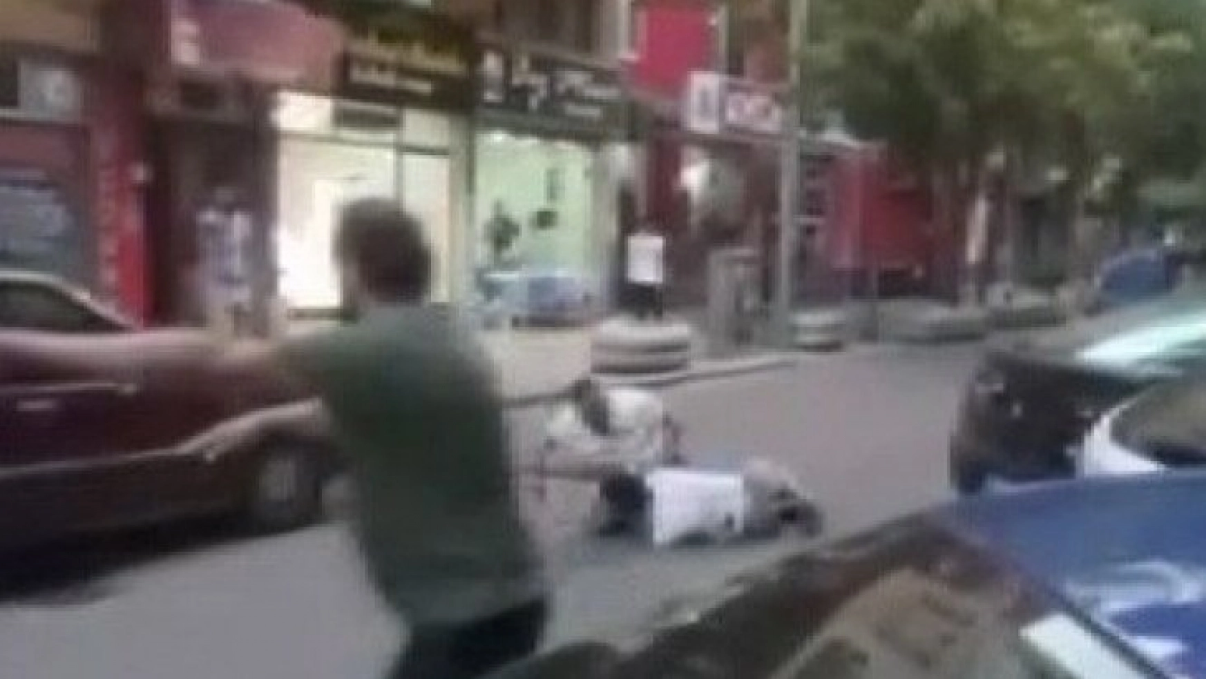 Kahramanmaraş'ta 1 kişinin yaralandığı silahlı kavga kamerada