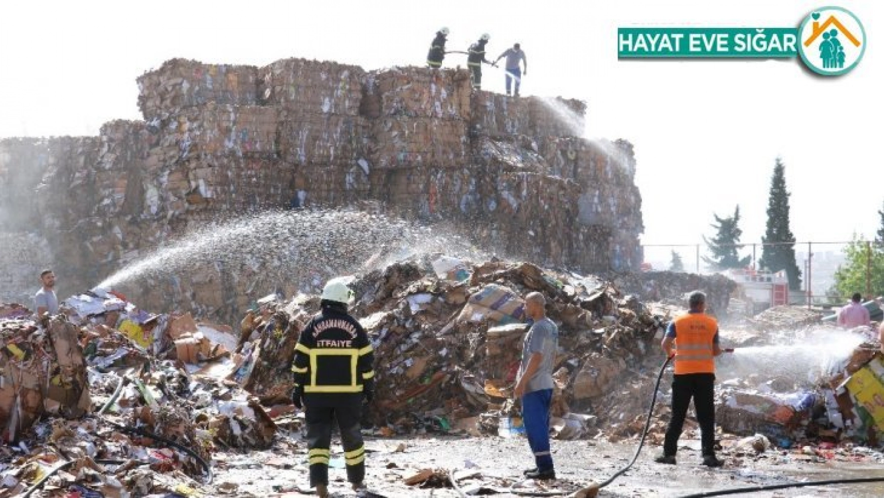 Kahramanmaraş'ta fabrika yangını korkuttu