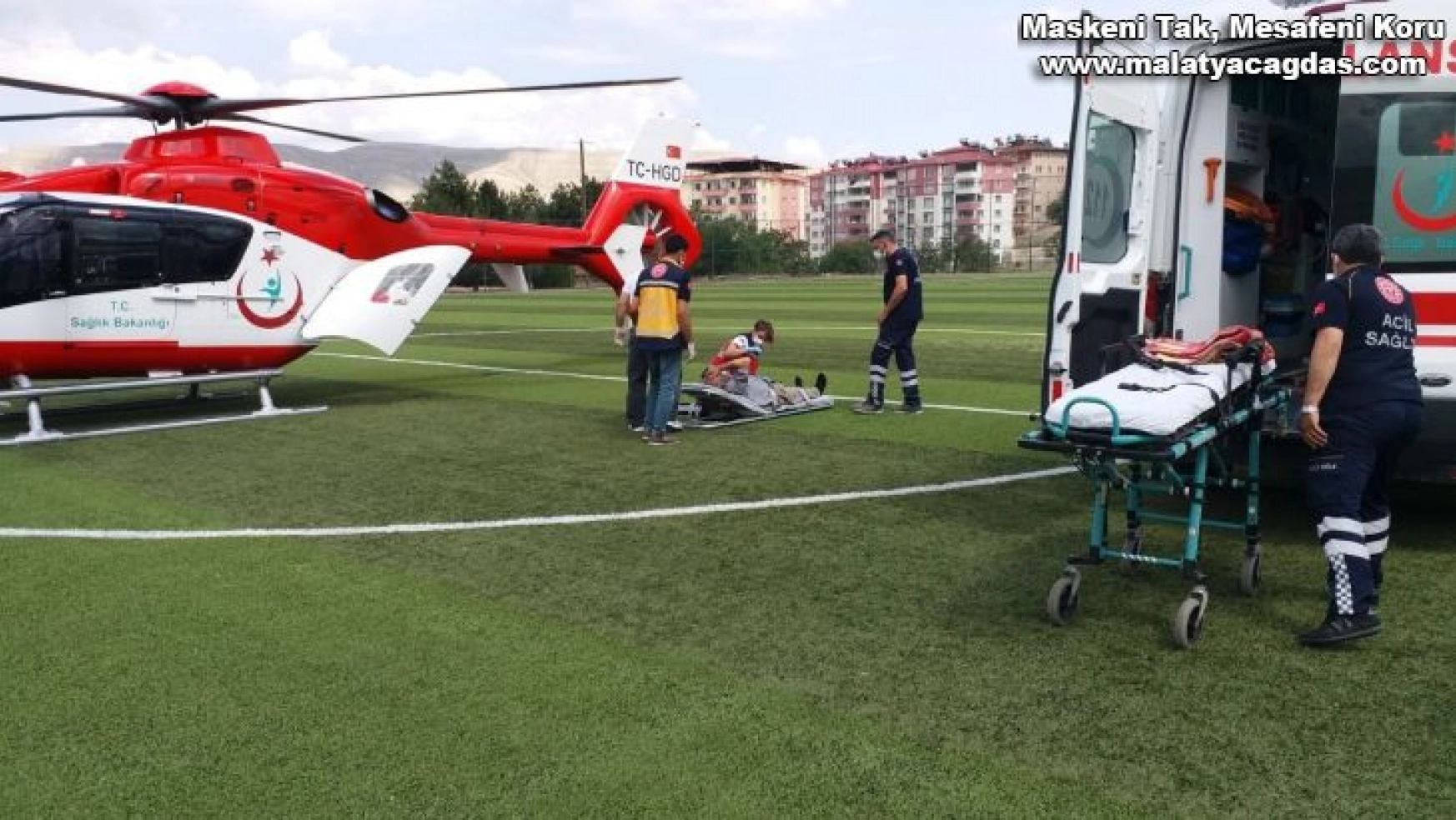 Yardımına ambulans helikopter yetişti