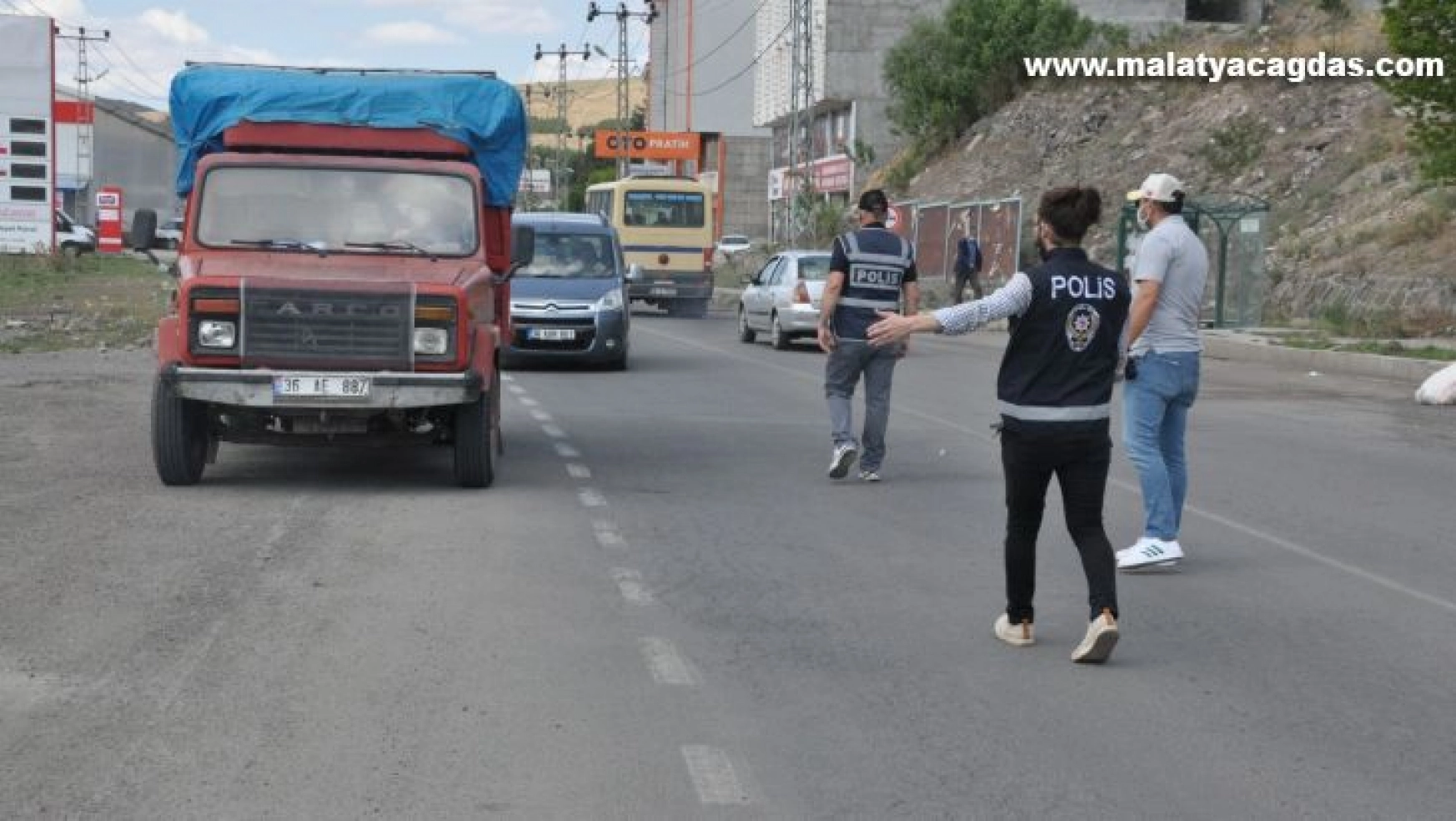 Kars'ta polisten bayram sonrası uygulama