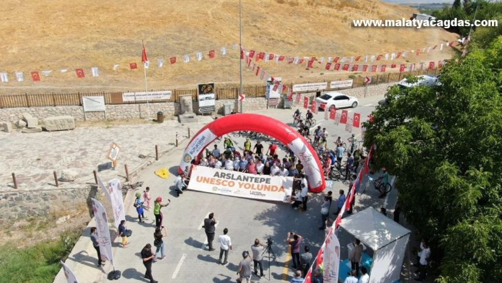 Kayısı Festivali 1.Ulusal Arslantepe Bisiklet Yarışı yapıldı