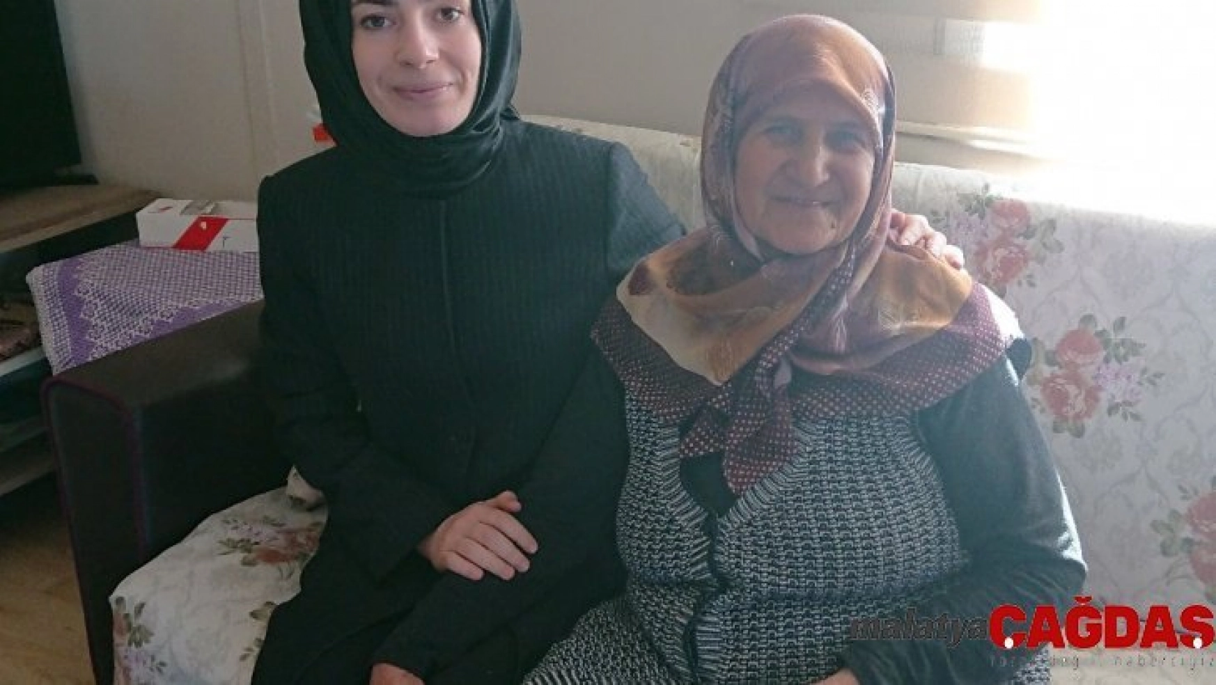 Kaymakam Baytak'tan yangında evini kaybeden kadına ziyaret
