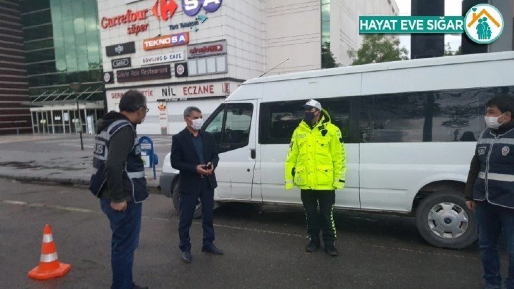 Kaymakam Özkan'dan polislere bayram ziyareti