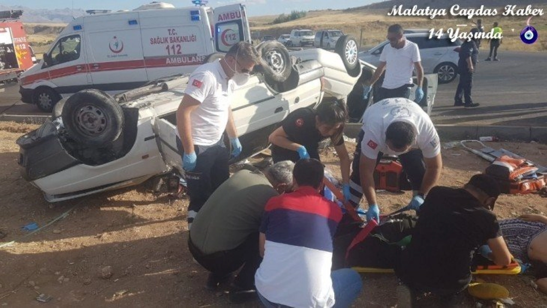 Kayseri'de çarpışan iki otomobil takla attı: 1 ölü, 9 yaralı