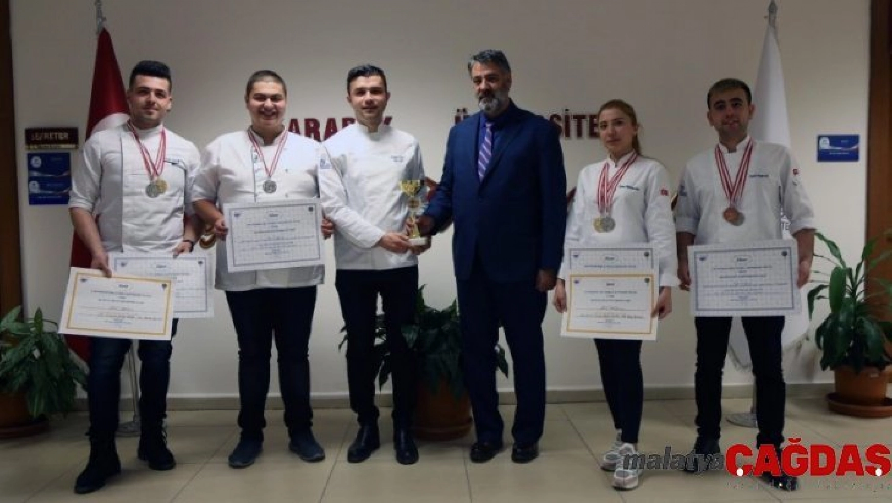 KBÜ'lü öğrenciler, Gastronomi Festivali'nden ödüllerle döndü