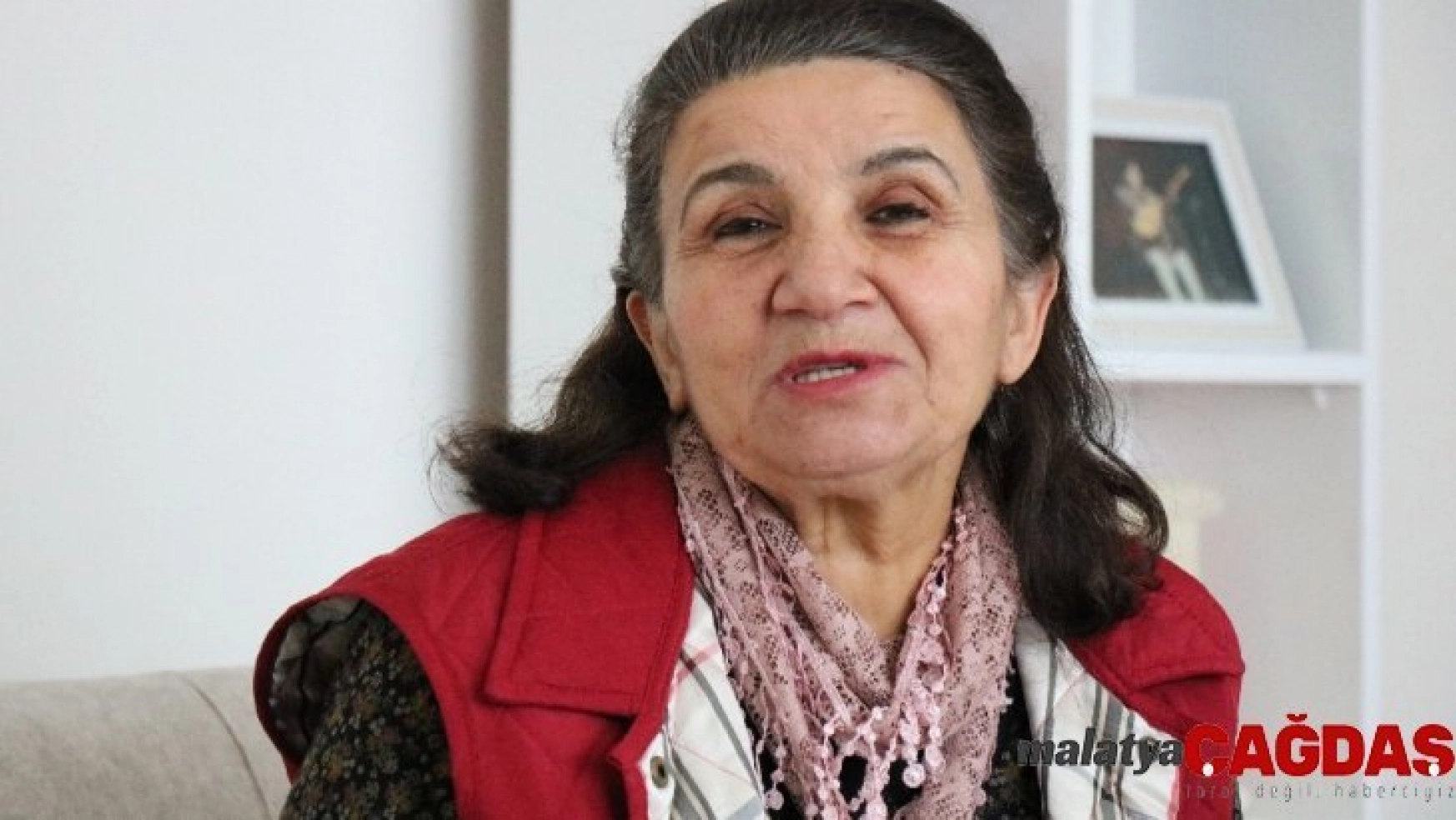 Kırşehir'de Kültür Bakanlığı onaylı tek kadın ozan oldu