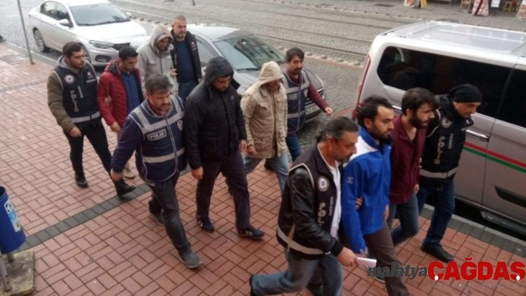 Kocaeli'de FETÖ/PDY operasyonunda gözaltına alınan 11 şüpheli serbest bırakıldı