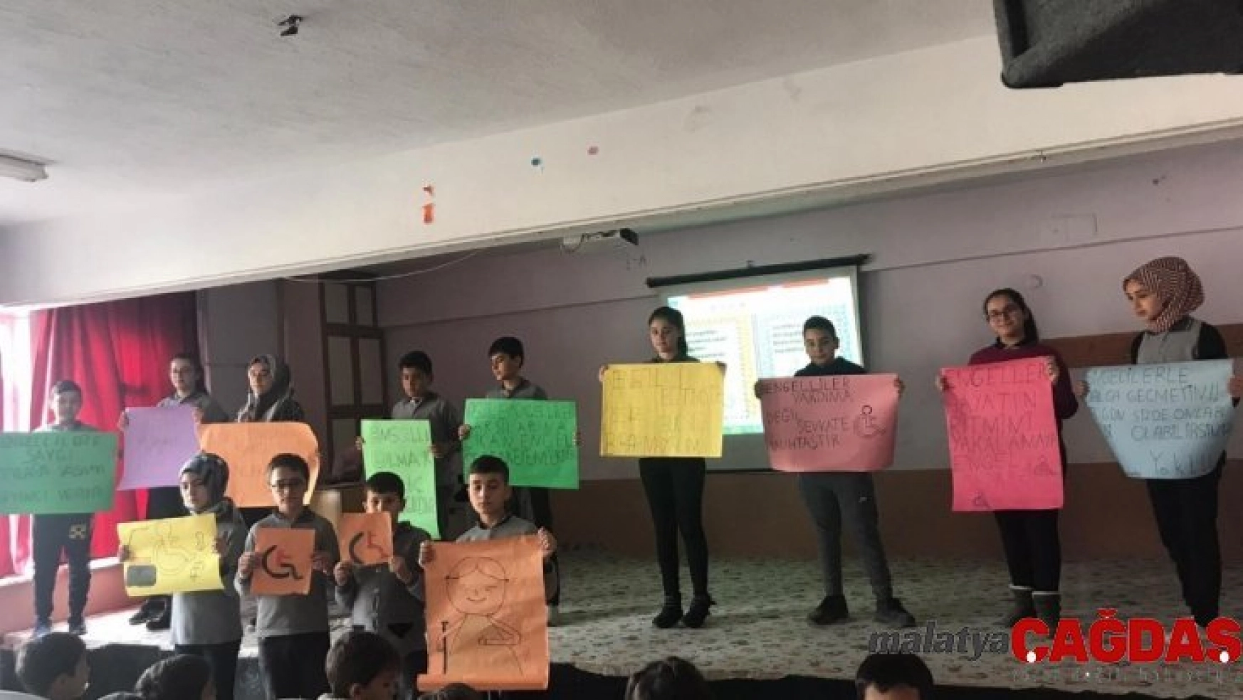 Köy okullarında işaret dili etkinlikleri