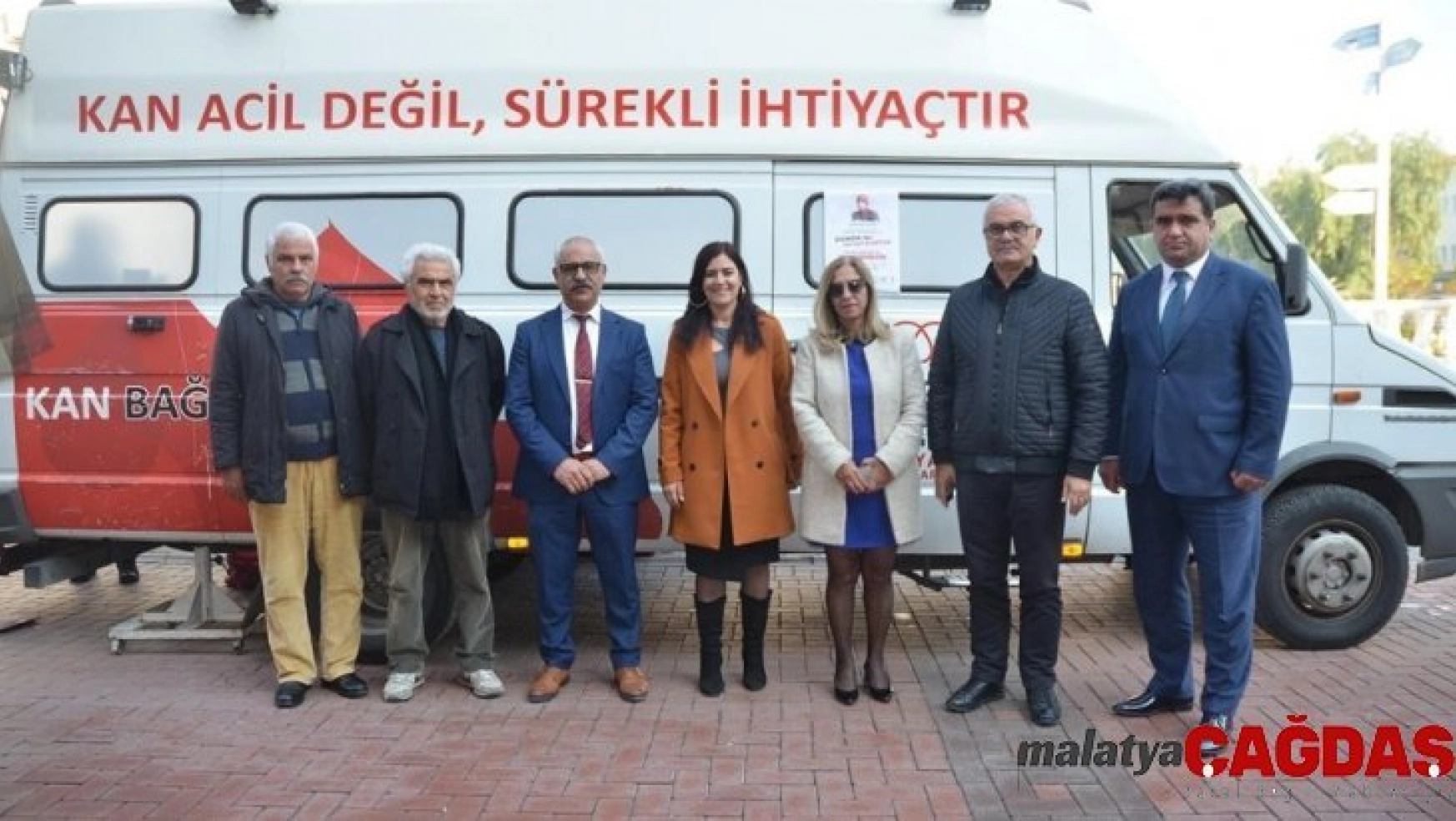 Kuşadası'nda Lösemi hastası Mehmet öğretmen için seferberlik