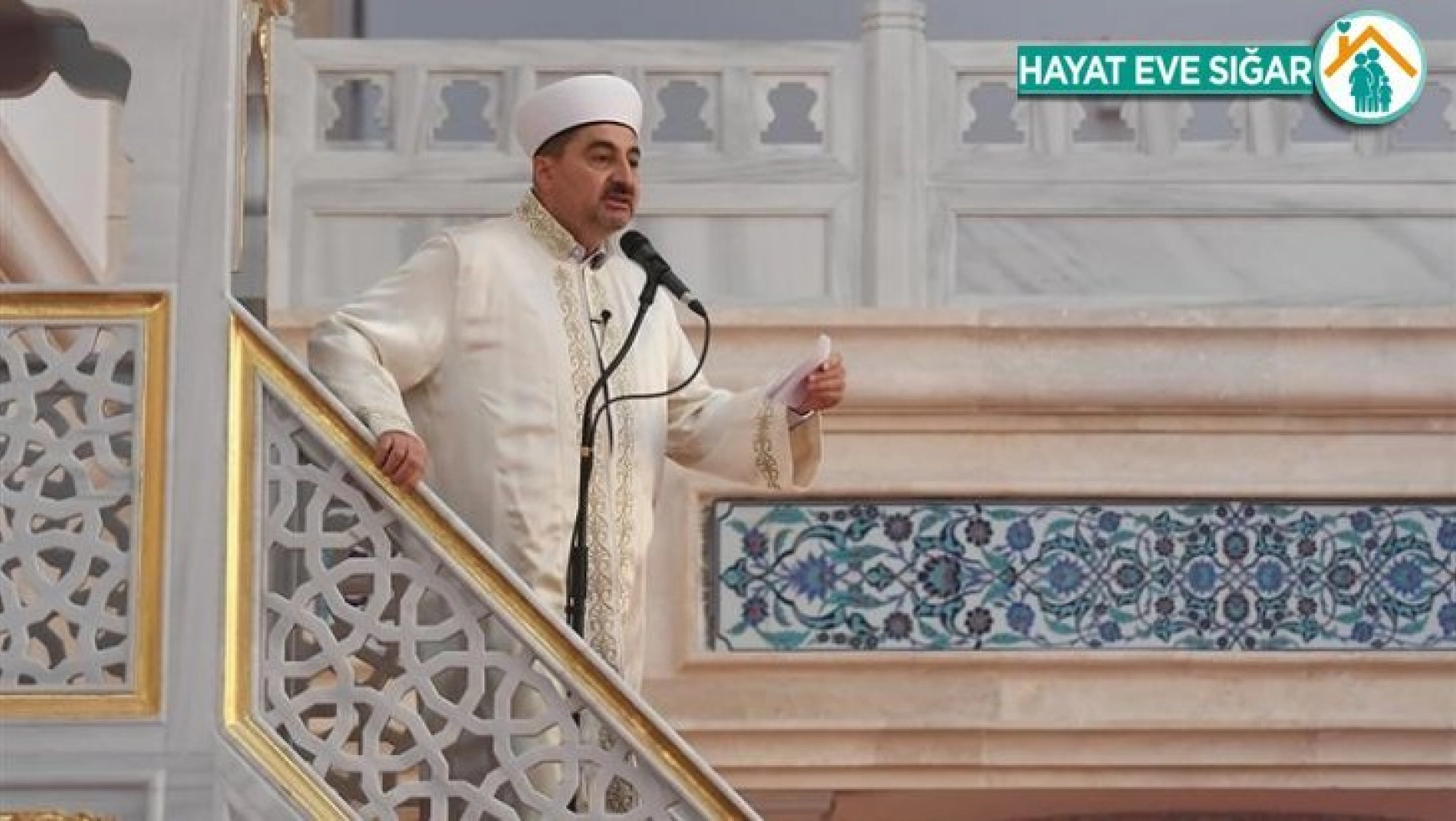 Kuzey Ankara Camii'nde cuma namazı eda edildi