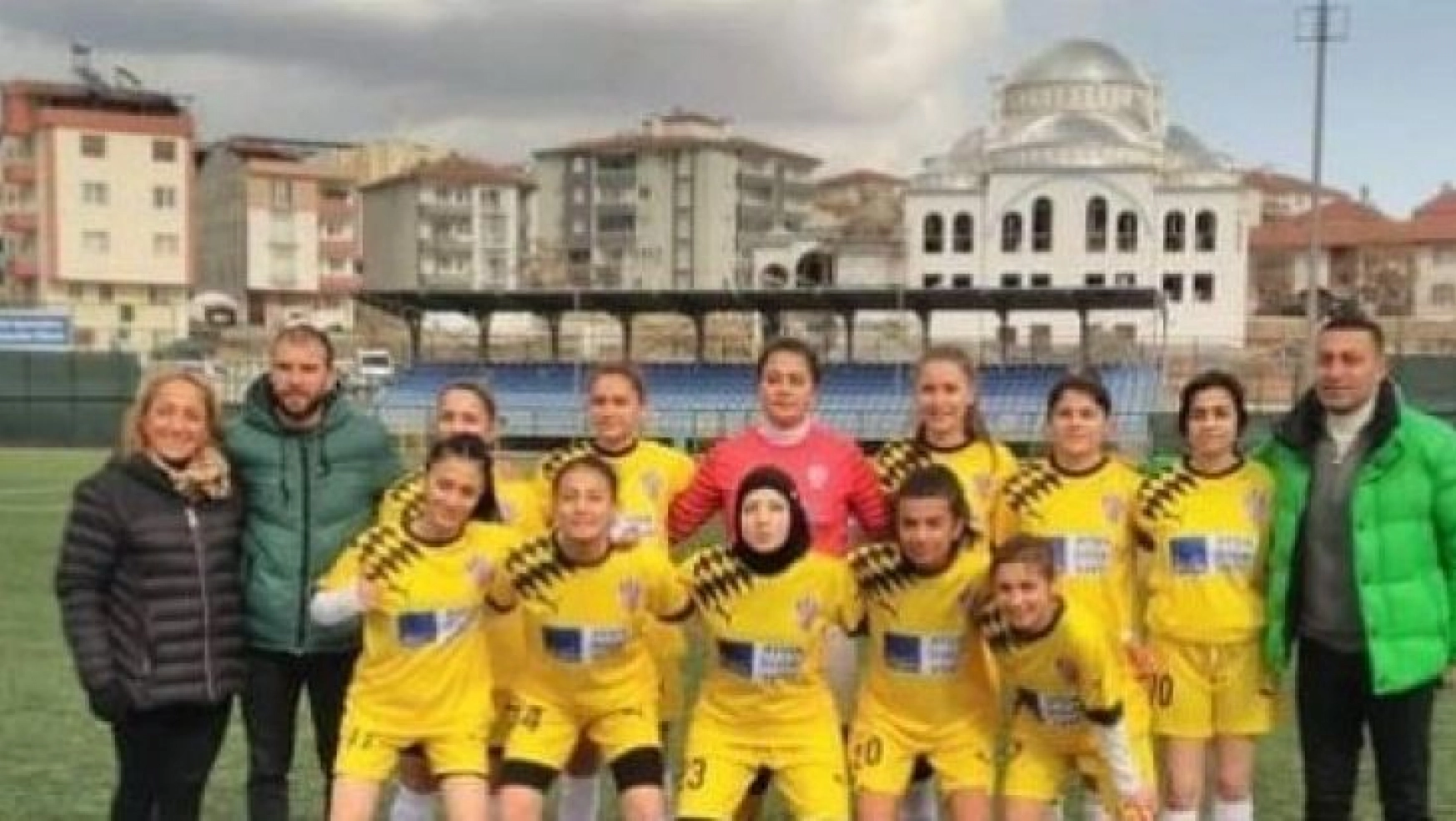 Malatya Kadın Futbol Takımı ikide iki yaptı