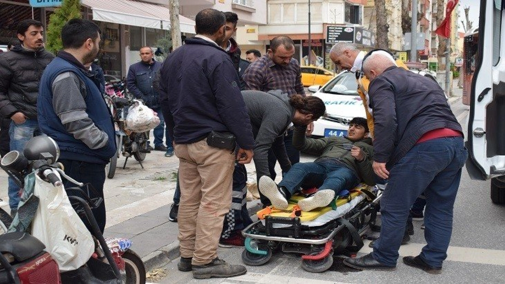 Malatya'da motosikletler çarpıştı: 1 yaralı