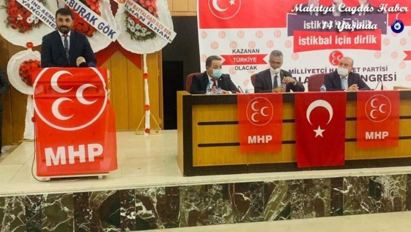 MHP İl Kongresini Büyük Bir Coşku İle Gerçekleştirdi