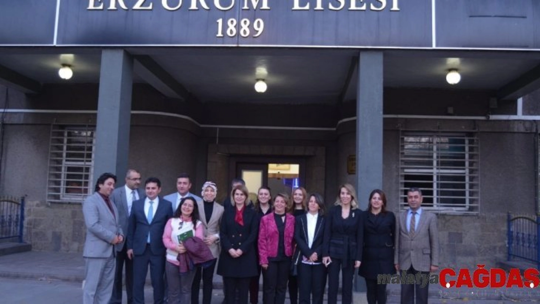 Bakan Selçuk'un eşi Rana Selçuk Erzurum'da eğitim müzesi açılışı yaptı