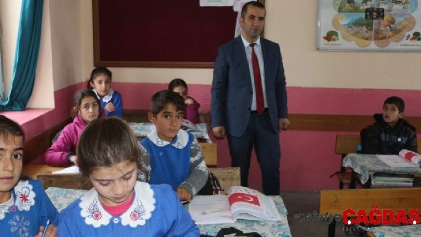 Müdür Tunçel'den okul ziyareti