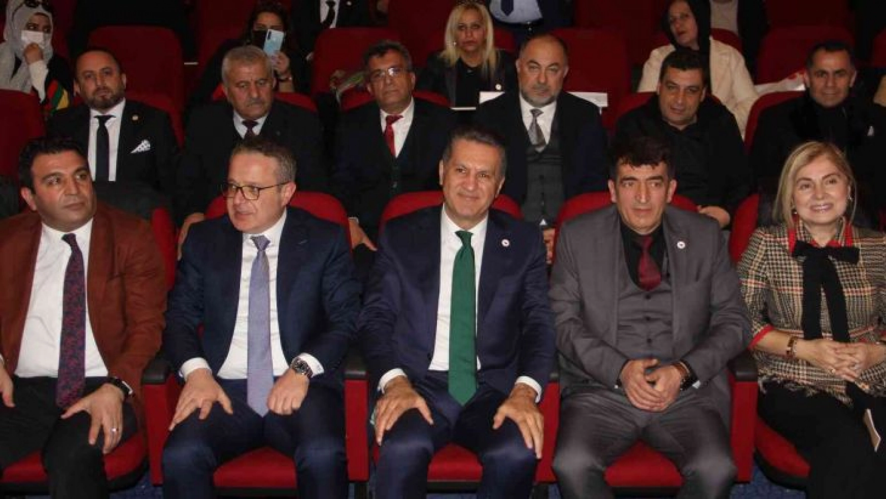 Mustafa Sarıgül: 'Enerjik ve kararlı Türkiye Değişim Partisi Erzurum'dan yola çıktı geliyor'