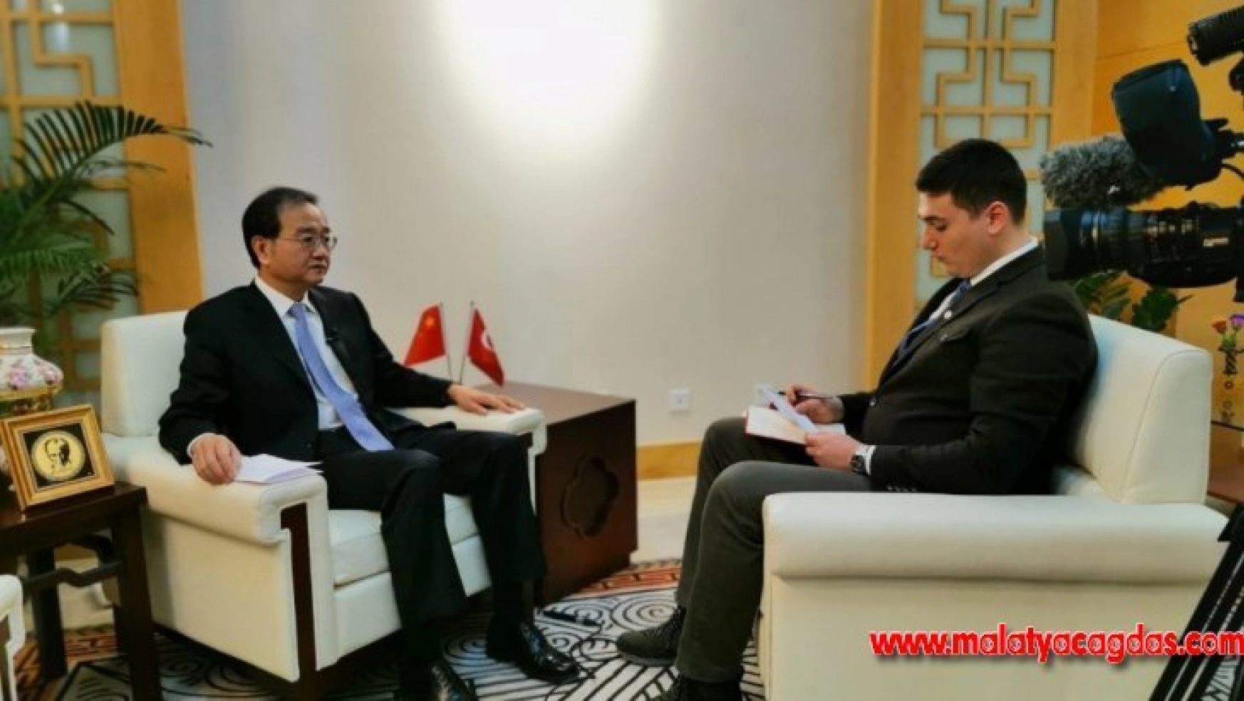 (Özel) Çin Büyükelçisi Li: 'Toplamda 2 bin 6 vatandaşımız hayatını kaybetti'