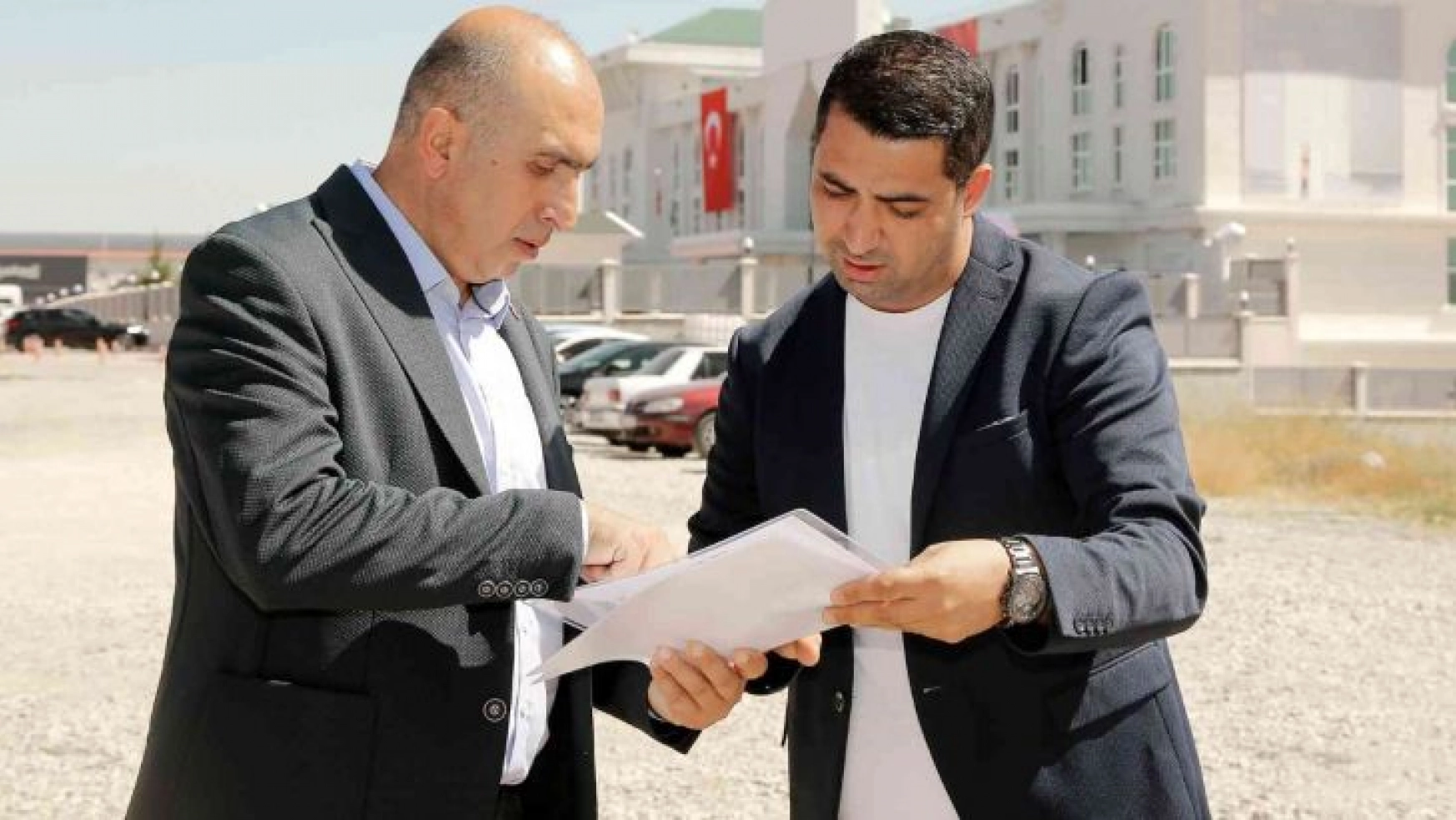 Polat ve Gültekin, Eren'i istifaya davet etti