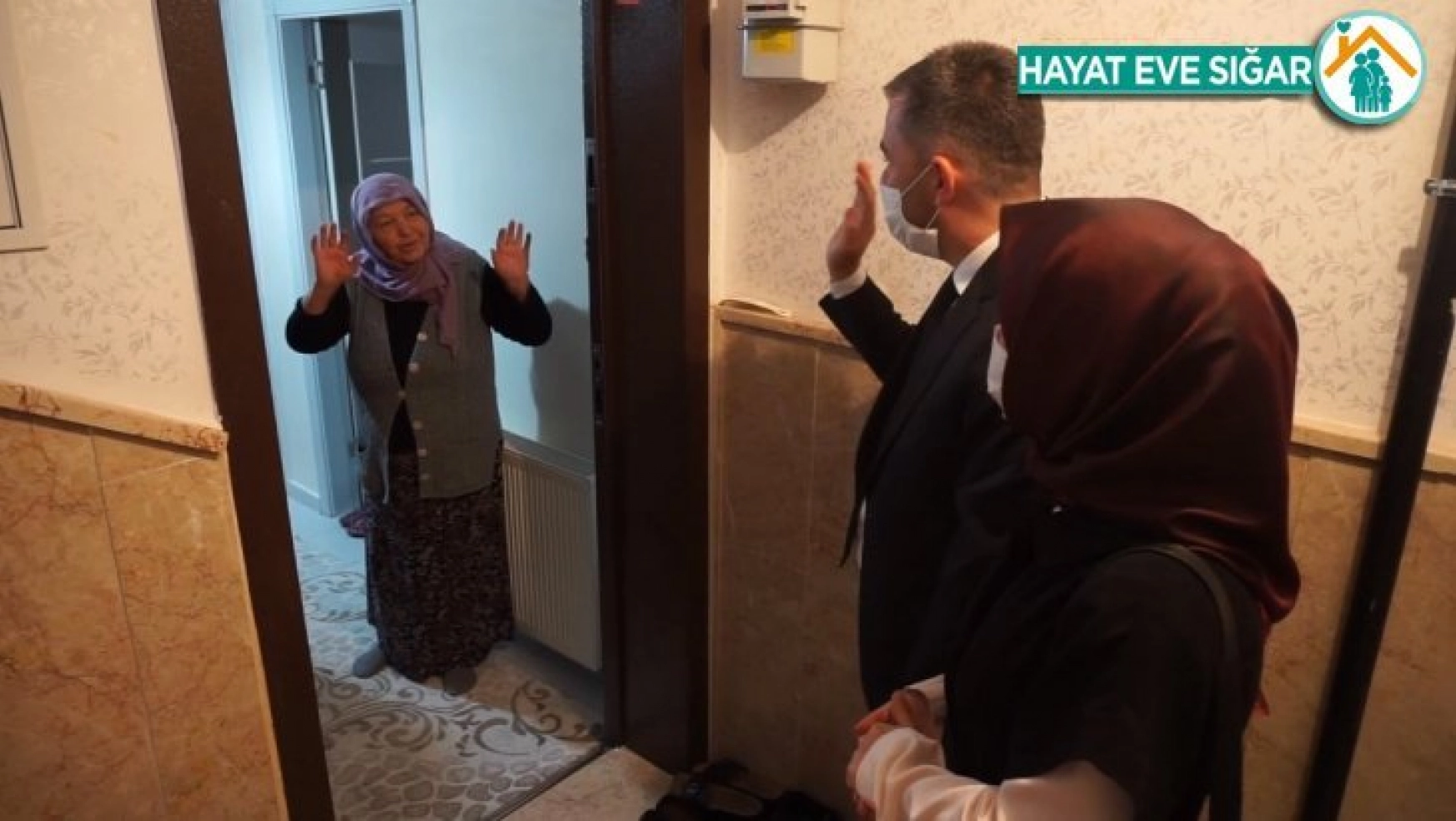 Pursaklar Belediye Başkanı Çetin'den şehit ailelerine ziyaret