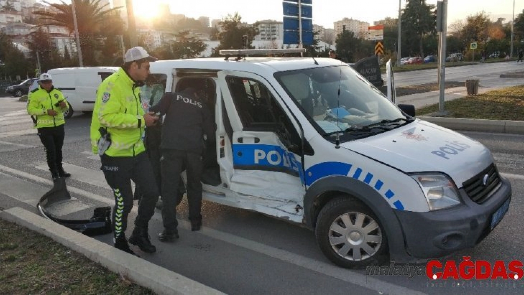 Samsun'da polis aracı kaza yaptı: 2 polis yaralı