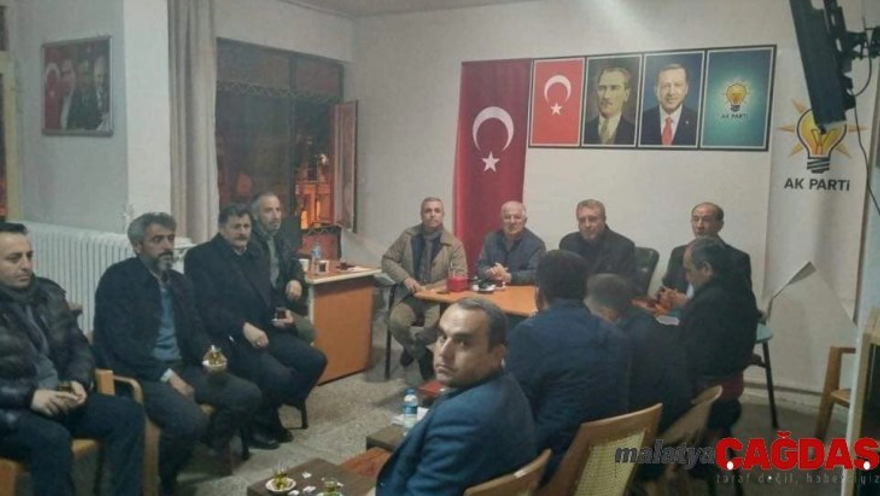 Şaphane AK Parti'de geniş katılımlı toplantı