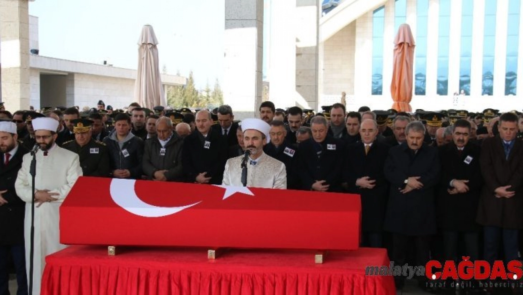 Şehit uzman çavuş Ankara'da son yolculuğuna uğurlandı