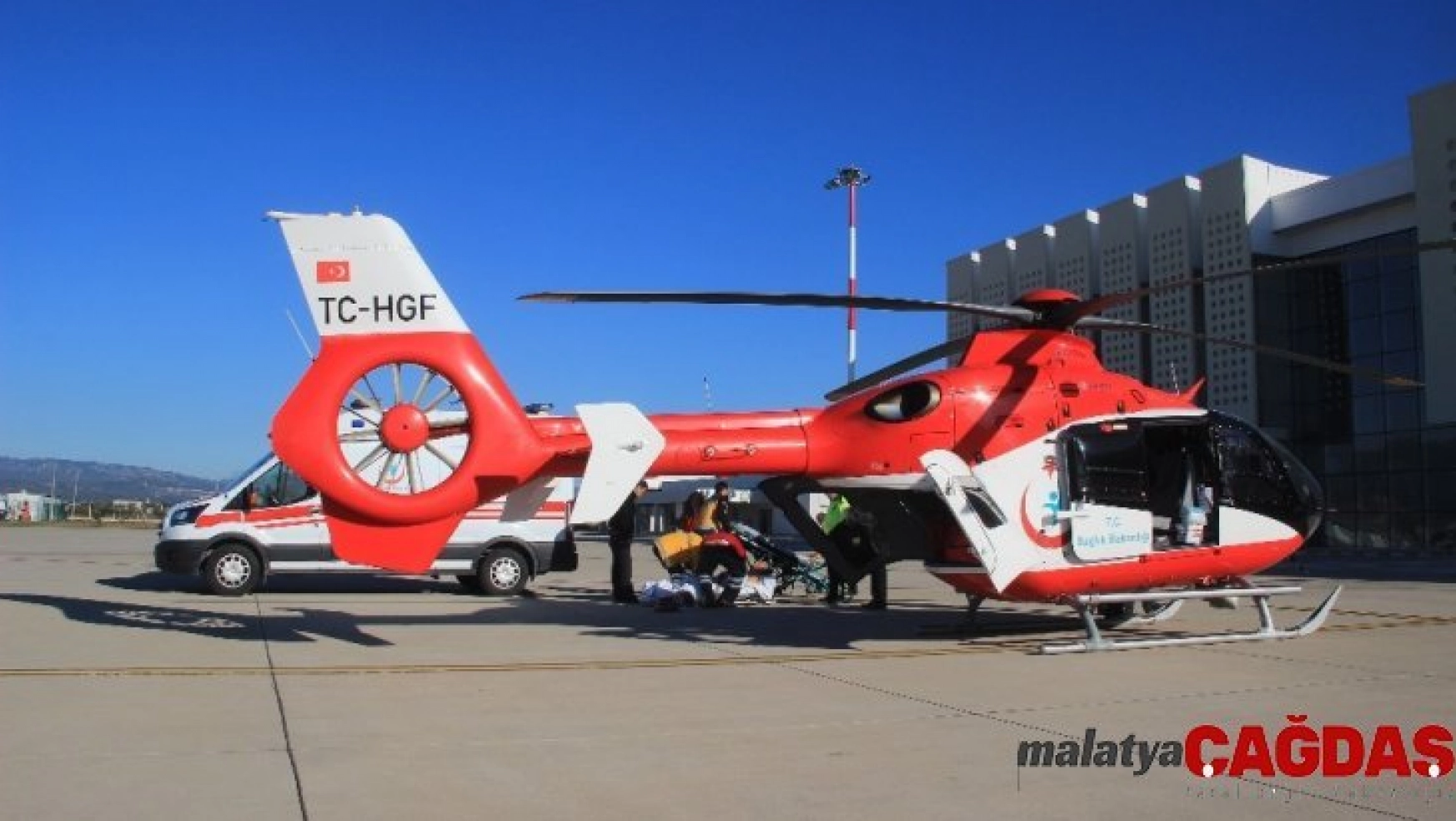 Septik şok geçiren hastaya helikopter ambulans ile sevk