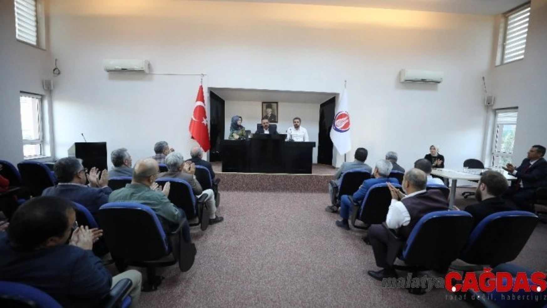 Sincan Belediye Meclisi, ortak bir bildiri ile Barış Pınarı Harekâtı'na destek verdi