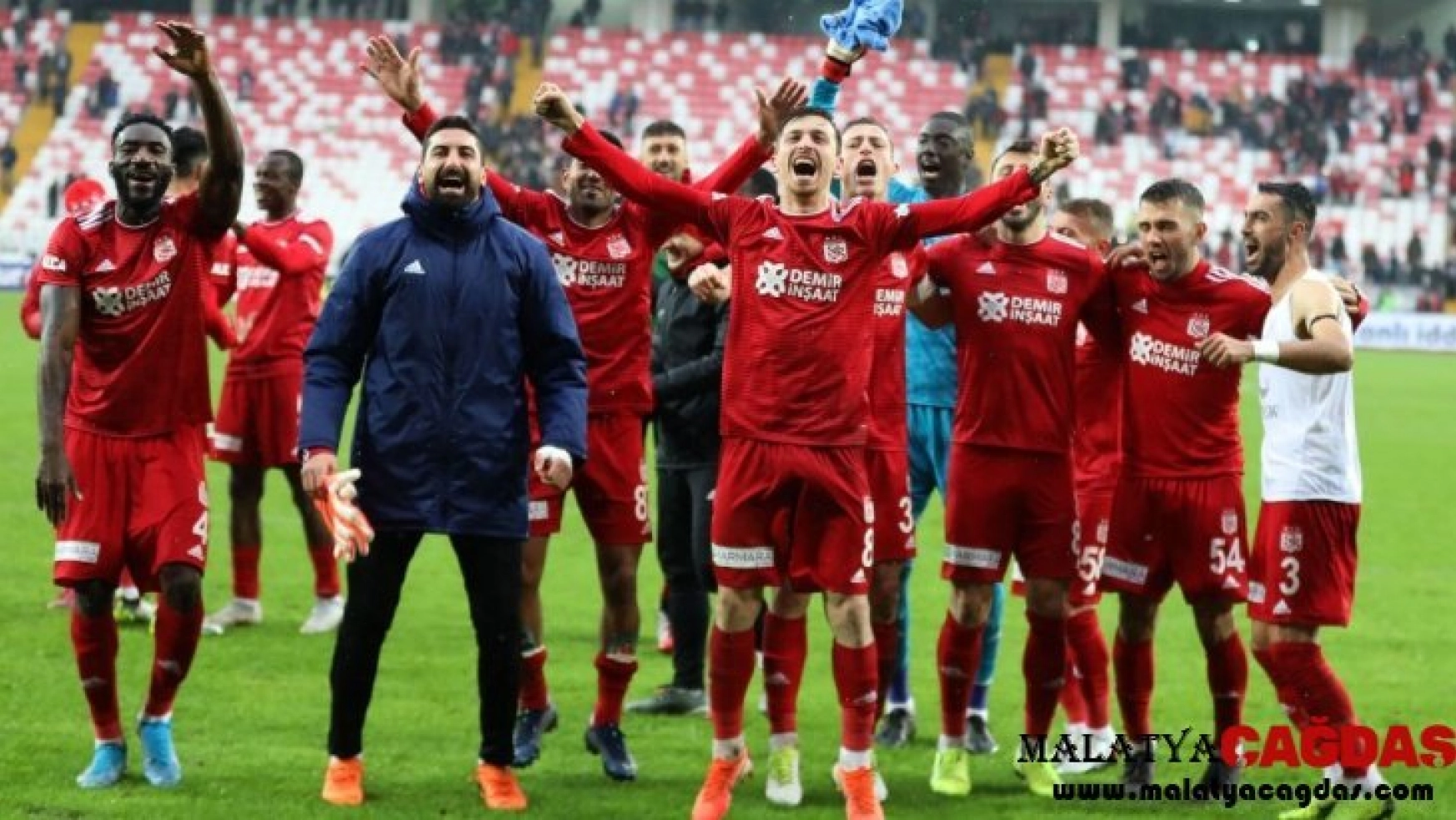 Sivasspor, Avrupa devleriyle yarışıyor