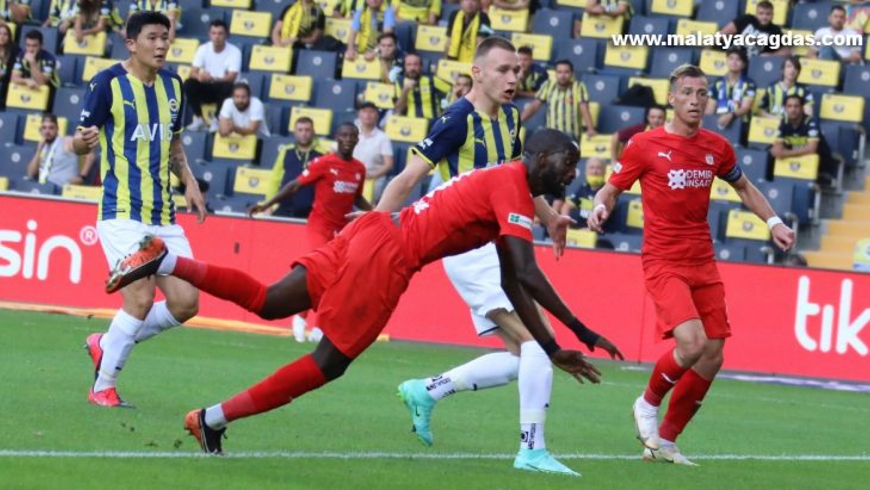 Sivasspor, Fenerbahçe'nin 'Kadıköy belalısı' oldu!