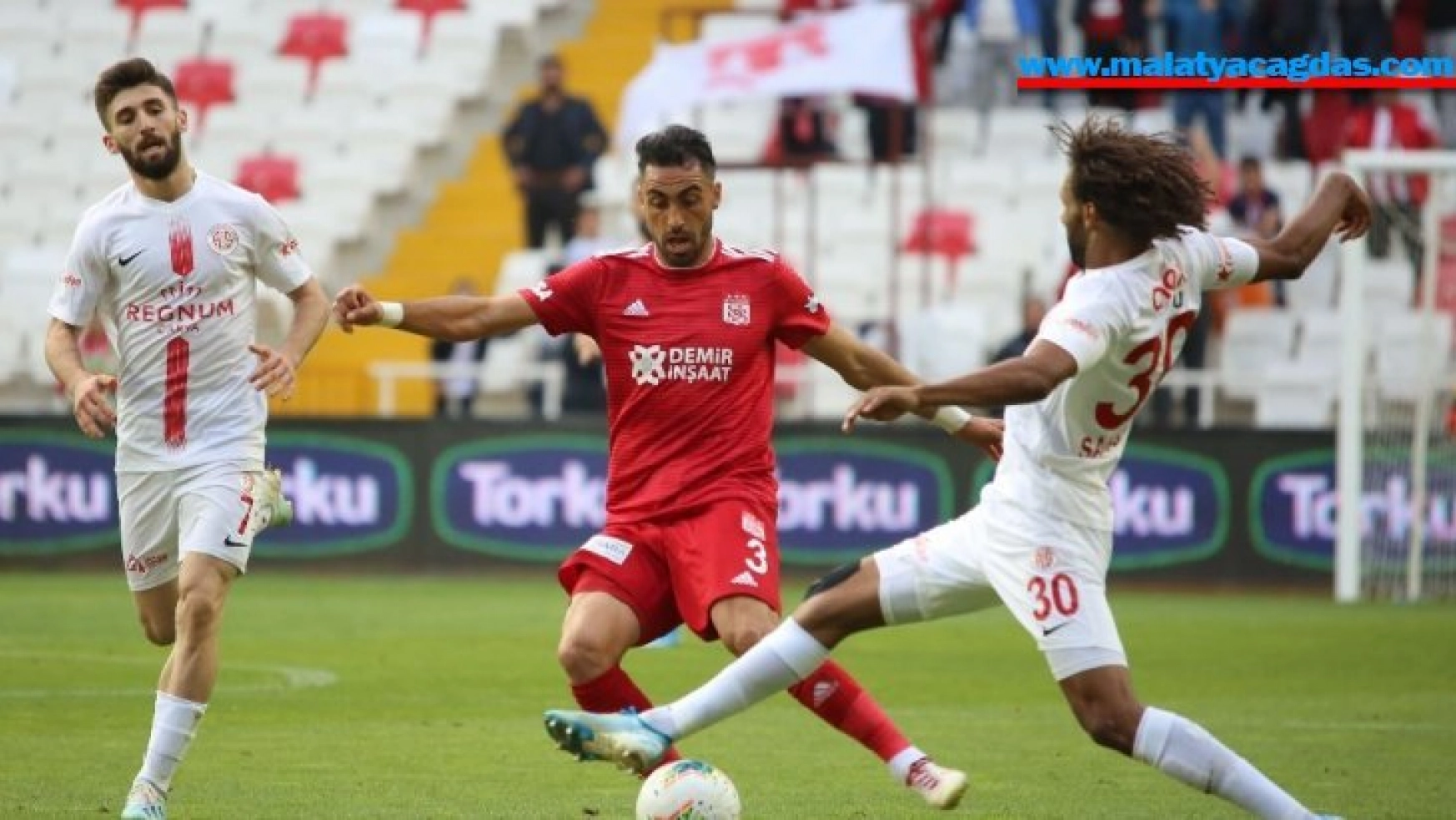 Sivasspor ile Antalyaspor 22. randevuda