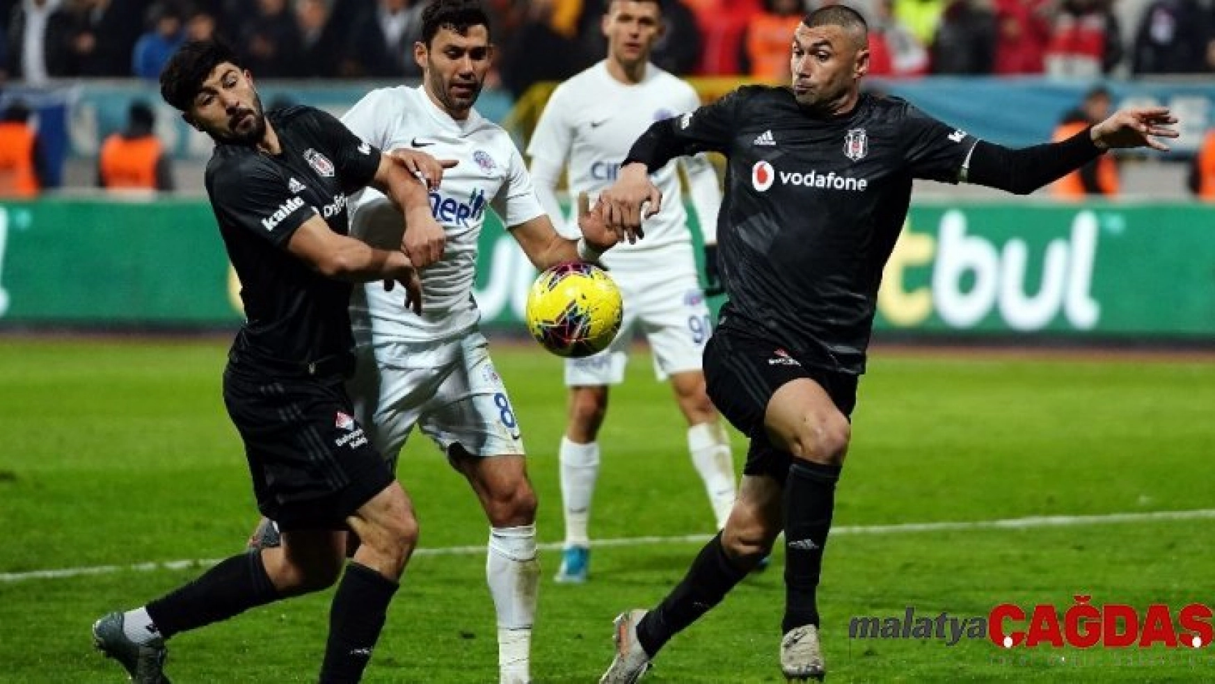 Süper Lig: Kasımpaşa: 2 - Beşiktaş: 3 (Maç sonucu)