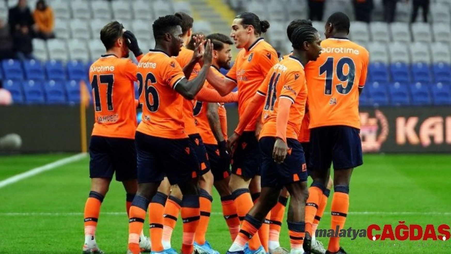 Süper Lig: Medipol Başakşehir: 4 - Yeni Malatyaspor: 0 (İlk yarı)