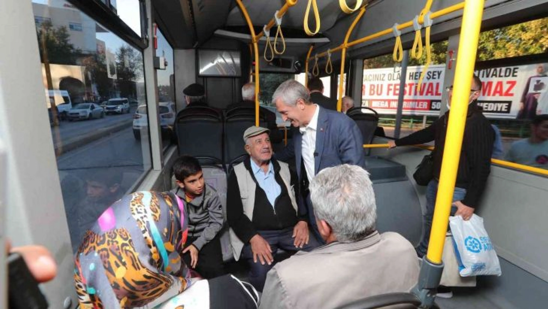 Tahmazoğlu belediye otobüsü ile yolculuk yaptı