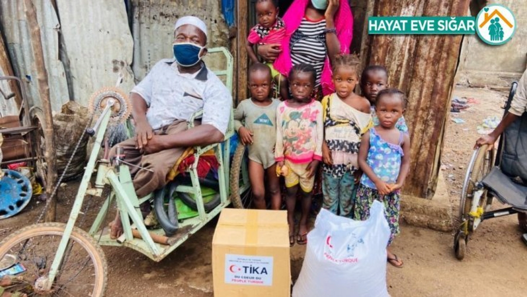 TİKA'dan Gine'de Kovid19'dan etkilenen bin aileye gıda yardımı