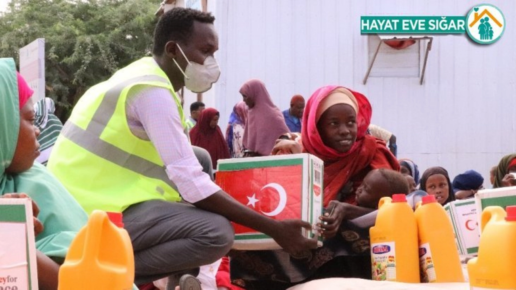 TİKA'dan Somali'de 500 aileye gıda yardımı