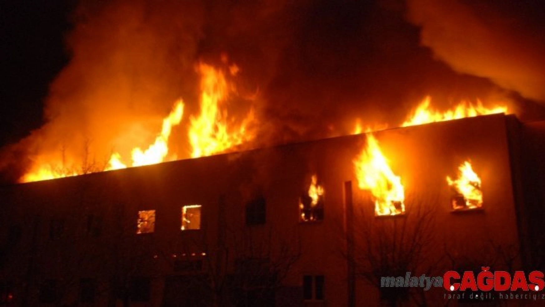 Tokat Yazmacılar Sitesi'ndeki yangın kontrol altına alındı