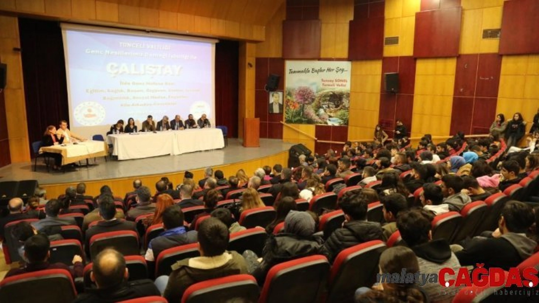 Tunceli'de genç nüfus çalıştayı