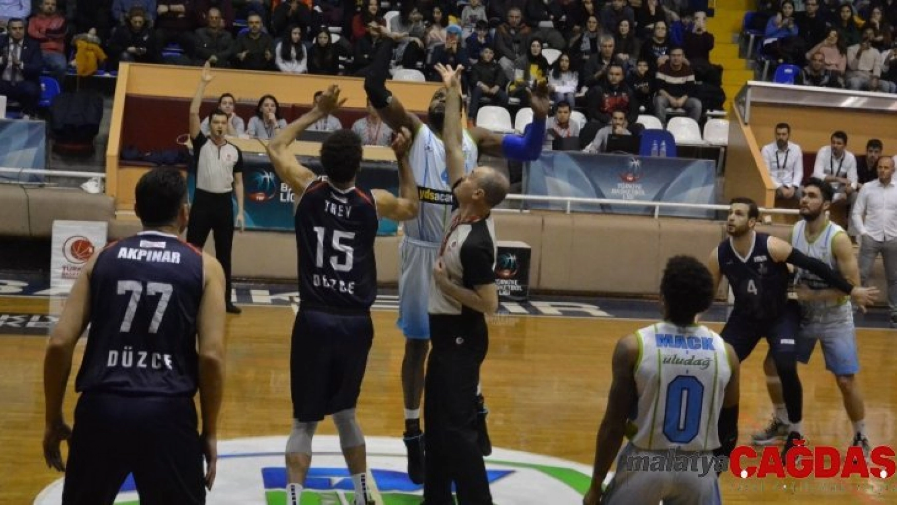 Türkiye Basketbol Ligi: Balıkesir Büyükşehir Belediyespor: 84 - Düzce Belediyespor: 79