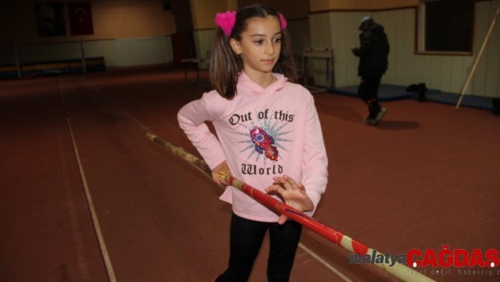 Türkiye'de 1.70 atlayan ilk kız çocuğu