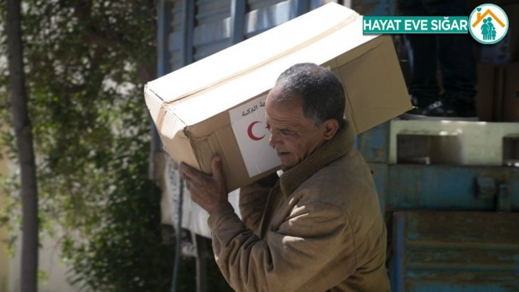 Türkiye'den Tunus'ta Covid19 ile mücadelede 700 aileye gıda yardımı