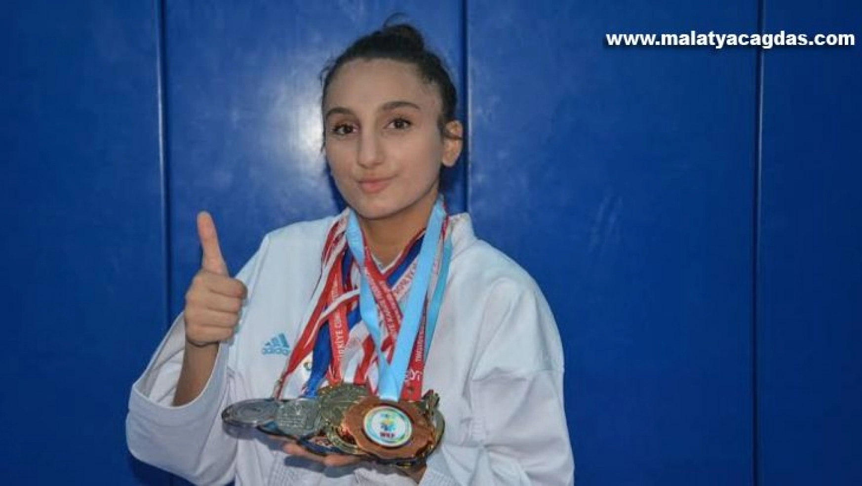 Uygur, Türkiye Şampiyonu olarak döndü