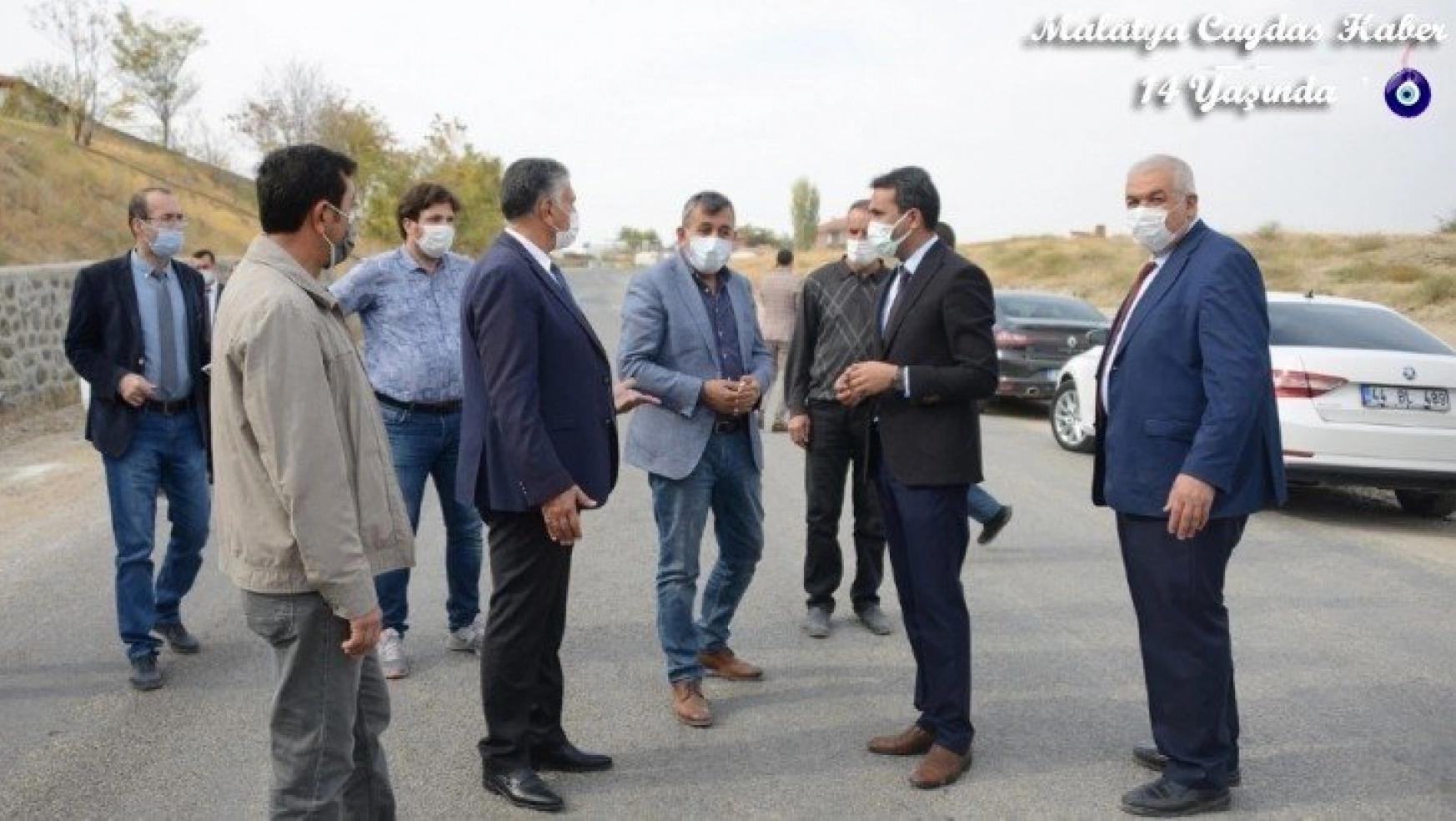 Yazıhan'da yol sorunları çözülüyor