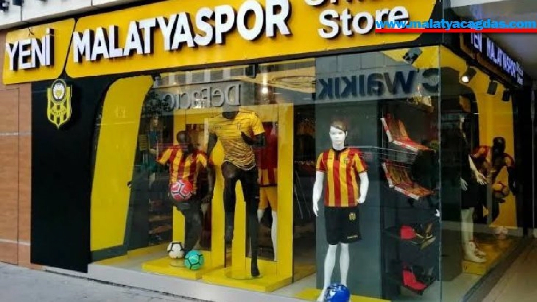Yeni Malatyaspor, mağazalarını kapatıyor