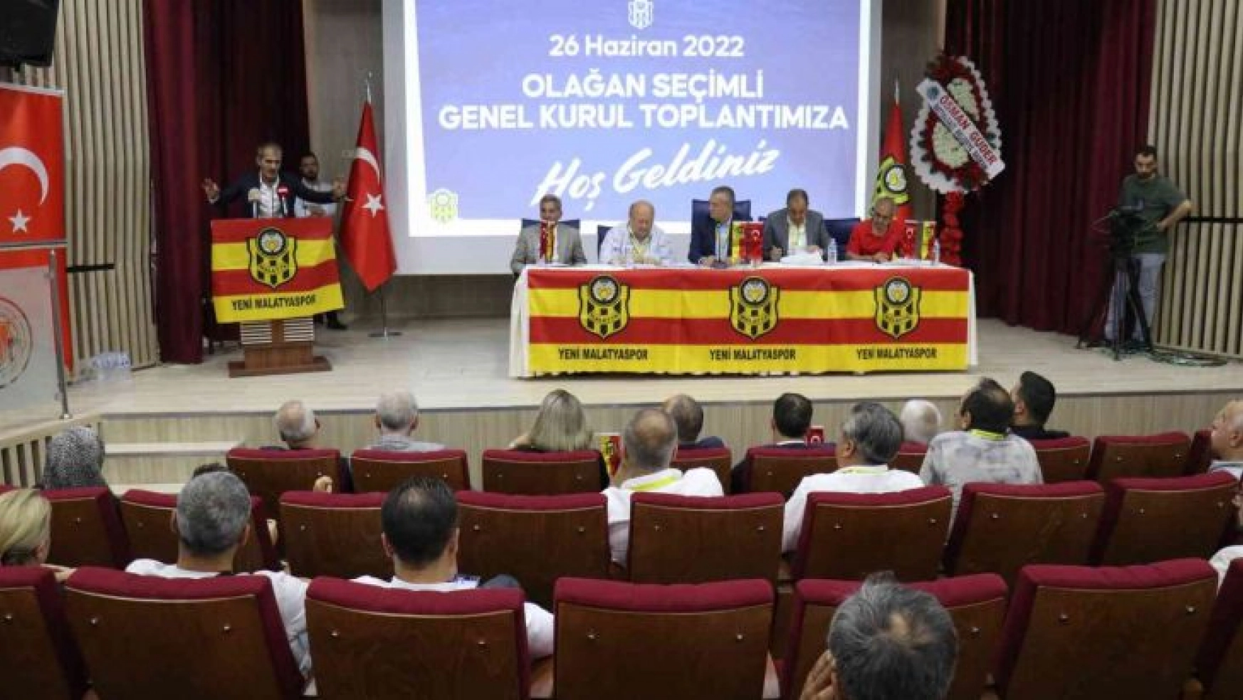 Yeni Malatyaspor'un başkanı Aziz Ayboğa oldu