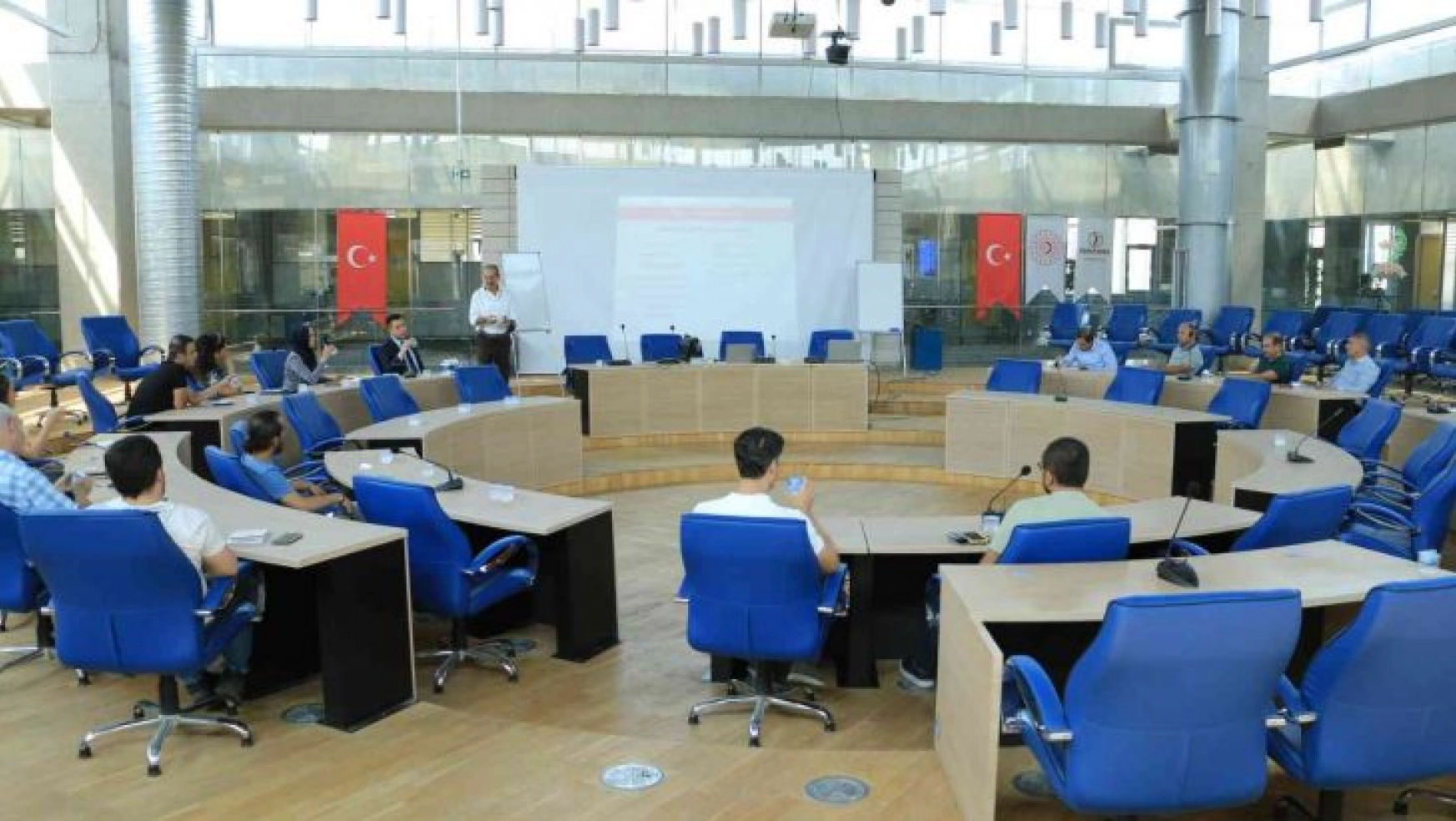Yenişehir'de kalite yönetim sistemi eğitimlerine başlandı
