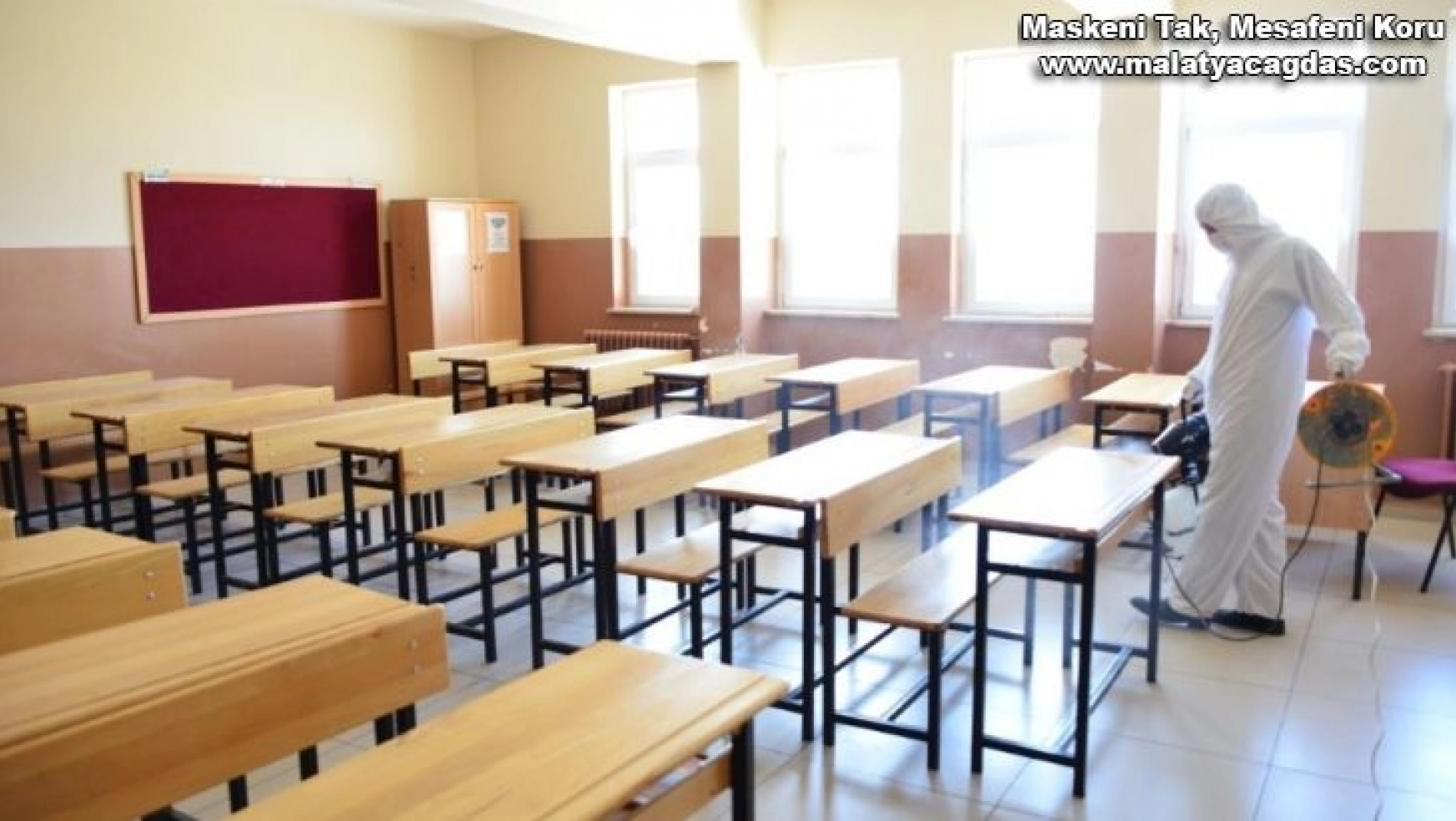 Yeşilyurt'ta ki okullar defezenfekte edildi