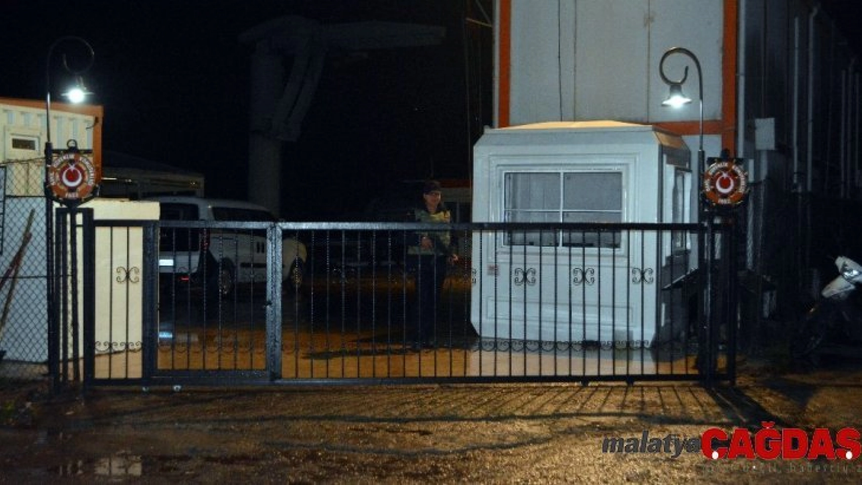 Yunanistan'a kaçarken yakalanan FETÖ şüphelisi 3 kişi tutuklandı